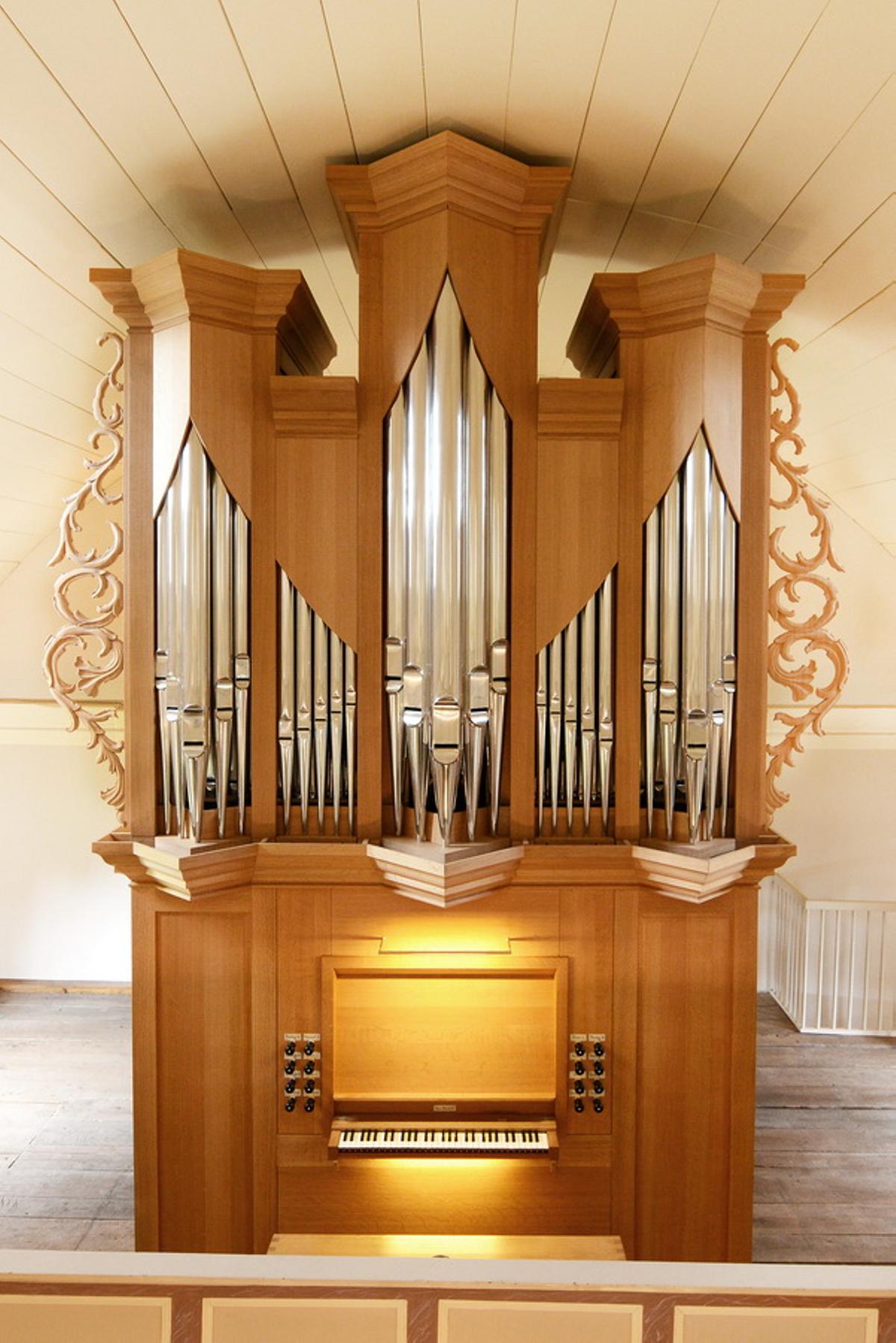 Neue Orgel der Lutherischen Kirche in Krummendeich, Jens Steinhoff Orgelbau